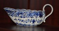 18th Century Derby Blue & White Chinoiserie Sauce Boat (11 of 12) 18th Century Derby Blue & White Chinoiserie Sauce Boat (11 of 12)