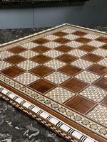 Rosewood bone and mother of Pearl chess board (5 of 7) Rosewood bone and mother of Pearl chess board (5 of 7)