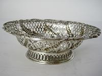 Charming Oval Victorian Silver Dish (3 of 5) Charming Oval Victorian Silver Dish (3 of 5)