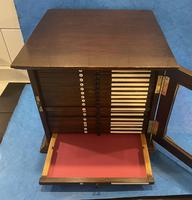 1920s Cedar Mahogany Collectors Cabinet (20 of 20) 1920s Cedar Mahogany Collectors Cabinet (20 of 20)
