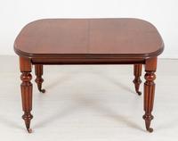 An Early Victorian Mahogany Extending Dining Table (8 of 10) An Early Victorian Mahogany Extending Dining Table (8 of 10)