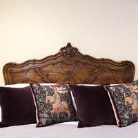 Unusual Italian Extra Wide Bedstead in Walnut (4 of 8) Unusual Italian Extra Wide Bedstead in Walnut (4 of 8)