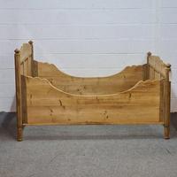 Large Old Pine Sleigh Bed (2 of 5) Large Old Pine Sleigh Bed (2 of 5)