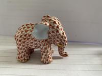 Herend Porcelain Elephent Figurine in Rust Fishnet Design with 24ct Gold Detail (4 of 7) Herend Porcelain Elephent Figurine in Rust Fishnet Design with 24ct Gold Detail (4 of 7)