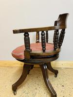 Captains Chair (6 of 9) Captains Chair (6 of 9)