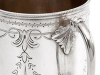 Victorian Silver Christening Mug in a Straight Body Form and Garland and Scroll Engraving (5 of 5) Victorian Silver Christening Mug in a Straight Body Form and Garland and Scroll Engraving (5 of 5)