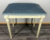 French Vintage Style Footstool Dressing Table Stool (LOT 3896a)