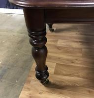 Victorian Mahogany Dining Table with two additional leaves (7 of 11) Victorian Mahogany Dining Table with two additional leaves (7 of 11)