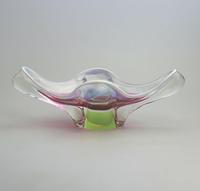 Good Retro Josef Hospodka Chribska Glassworks 'Rasberry' Bowl c.1960 (6 of 8) Good Retro Josef Hospodka Chribska Glassworks 'Rasberry' Bowl c.1960 (6 of 8)