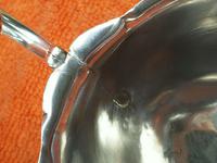 Antique Sterling Silver Hallmarked Gravy/sauce Boat 1924 William Hutton & Sons Ltd (7 of 11) Antique Sterling Silver Hallmarked Gravy/sauce Boat 1924 William Hutton & Sons Ltd (7 of 11)