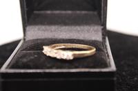 9ct Gold & Diamond Ring, size R, weighing 2.4g (5 of 7) 9ct Gold & Diamond Ring, size R, weighing 2.4g (5 of 7)