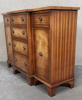 Reprodux Bevan Funnell Figured Mahogany Break Front Sideboard 'Avena' (3 of 11) Reprodux Bevan Funnell Figured Mahogany Break Front Sideboard 'Avena' (3 of 11)
