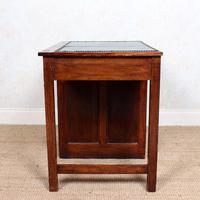 Edwardian Oak Pedestal Writing Desk (4 of 12) Edwardian Oak Pedestal Writing Desk (4 of 12)