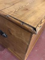 Antique Pine Travelling Box (6 of 6) Antique Pine Travelling Box (6 of 6)