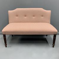 Georgian Button Back Window Seat (2 of 5) Georgian Button Back Window Seat (2 of 5)