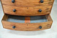 Antique Mahogany Bow Front Chest of Drawers (5 of 9) Antique Mahogany Bow Front Chest of Drawers (5 of 9)