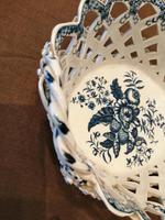 Exceptional First Period Worcester Chestnut Basket (5 of 8) Exceptional First Period Worcester Chestnut Basket (5 of 8)