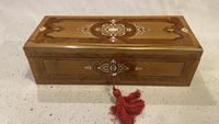19th Century French Applewood Glove Box (7 of 17) 19th Century French Applewood Glove Box (7 of 17)