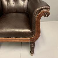 Large Regency buttoned leather wing armchair (10 of 11) Large Regency buttoned leather wing armchair (10 of 11)