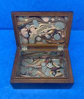 1930s Tortoiseshell Table Box (11 of 11) 1930s Tortoiseshell Table Box (11 of 11)