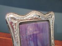 George V Period Silver Shaped Photo Frame (3 of 6) George V Period Silver Shaped Photo Frame (3 of 6)