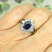 Vintage 18ct white gold sapphire diamond cluster ring ~ 1.55ct sapphire (9 of 10) Vintage 18ct white gold sapphire diamond cluster ring ~ 1.55ct sapphire (9 of 10)