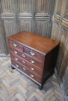 Small Georgian Mahogany Chest of Drawers (7 of 7) Small Georgian Mahogany Chest of Drawers (7 of 7)