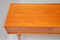 1960’s Vintage Satinwood Side Table by Beresford & Hicks (10 of 10) 1960’s Vintage Satinwood Side Table by Beresford & Hicks (10 of 10)