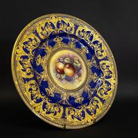 Two Royal Worcester Cabinet Plates (14 of 23) Two Royal Worcester Cabinet Plates (14 of 23)