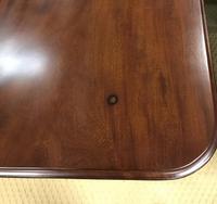 Victorian Mahogany Dining Table with two additional leaves (2 of 11) Victorian Mahogany Dining Table with two additional leaves (2 of 11)