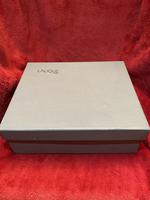 A Large Lalique “Duncan” pattern atomiser scent bottle with original box (10 of 10) A Large Lalique “Duncan” pattern atomiser scent bottle with original box (10 of 10)