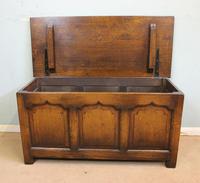 Oak Blanket Chest Coffer (7 of 9) Oak Blanket Chest Coffer (7 of 9)