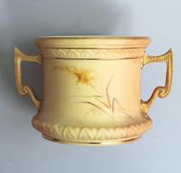 Grainger & Co Royal China Works Royal Worcester Loving Cup c.1901 (4 of 8) Grainger & Co Royal China Works Royal Worcester Loving Cup c.1901 (4 of 8)