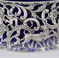 Large Victorian Irish Silver Dish 'Potato' Ring Wakely & Wheeler Wild Animals (8 of 18) Large Victorian Irish Silver Dish 'Potato' Ring Wakely & Wheeler Wild Animals (8 of 18)