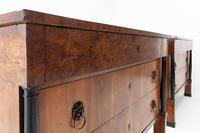 Pair of Early 19th Century Italian Walnut Chest of Drawers (3 of 10) Pair of Early 19th Century Italian Walnut Chest of Drawers (3 of 10)