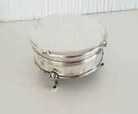 Solid Silver Hallmarked Hinged Vanity Trinket Ring Box (2 of 7) Solid Silver Hallmarked Hinged Vanity Trinket Ring Box (2 of 7)