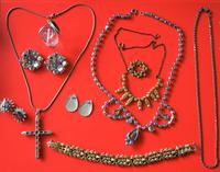 Excellent Vintage Collection of 50s Jewellery - Ideal Gift / Present (6 of 7) Excellent Vintage Collection of 50s Jewellery - Ideal Gift / Present (6 of 7)