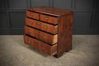 Queen Anne Walnut Chest of Drawers C.1710 (9 of 12) Queen Anne Walnut Chest of Drawers C.1710 (9 of 12)