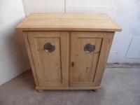 Lovely Victorian 2 Door Antique Pine Kitchen / Food Cupboard to wax / paint (7 of 9) Lovely Victorian 2 Door Antique Pine Kitchen / Food Cupboard to wax / paint (7 of 9)