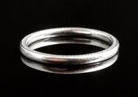 Vintage Art Deco Platinum Wedding Band (2 of 12) Vintage Art Deco Platinum Wedding Band (2 of 12)