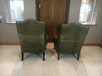 Stylish Pair of Large 18th Century Style Vintage Wing-back Armchairs (5 of 14) Stylish Pair of Large 18th Century Style Vintage Wing-back Armchairs (5 of 14)