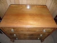 Nice 3 Drawer Oak Chest with Burr Walnut Facings (4 of 6) Nice 3 Drawer Oak Chest with Burr Walnut Facings (4 of 6)