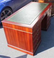 1960s Mahogany Pedestal Desk with Green Leather (3 of 4) 1960s Mahogany Pedestal Desk with Green Leather (3 of 4)