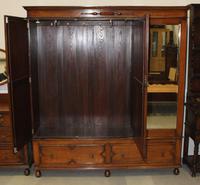 1920's Large Oak Mirrored 3 Door Wardrobe with Slides (6 of 6) 1920's Large Oak Mirrored 3 Door Wardrobe with Slides (6 of 6)