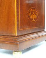 Impressive Solid Mahogany Arched Top Cased Timepiece Clock with Satinwood Inlaid Decoration (7 of 10) Impressive Solid Mahogany Arched Top Cased Timepiece Clock with Satinwood Inlaid Decoration (7 of 10)
