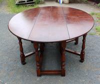 1960s Wakes Table in Oak (4 of 4) 1960s Wakes Table in Oak (4 of 4)