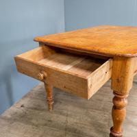 Victorian Kitchen Table (2 of 10) Victorian Kitchen Table (2 of 10)