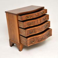 Antique Figured Walnut Serpentine Chest of Drawers (7 of 10) Antique Figured Walnut Serpentine Chest of Drawers (7 of 10)