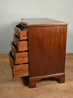 Regency Mahogany Serpentine Chest of Drawers (6 of 11) Regency Mahogany Serpentine Chest of Drawers (6 of 11)