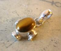 Vintage Pocket Watch Chain Fob 1970s Silver & Tigers Eye Medieval Revival Fob (5 of 10) Vintage Pocket Watch Chain Fob 1970s Silver & Tigers Eye Medieval Revival Fob (5 of 10)